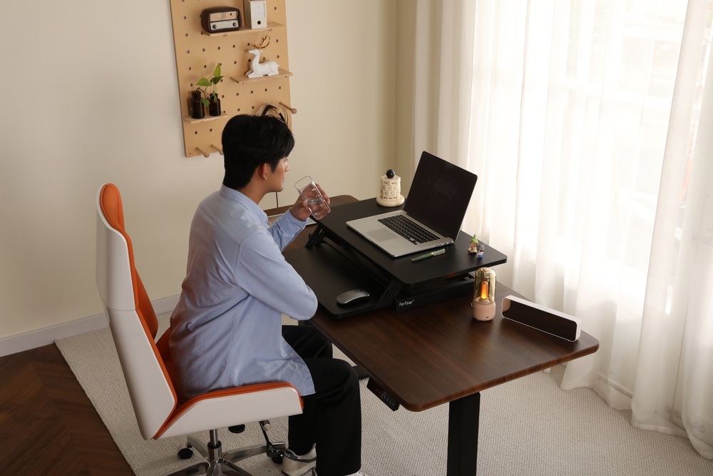 儿童用移动升降桌优先选带防护结构还是不带(图2) HD120CW-场景图-6
